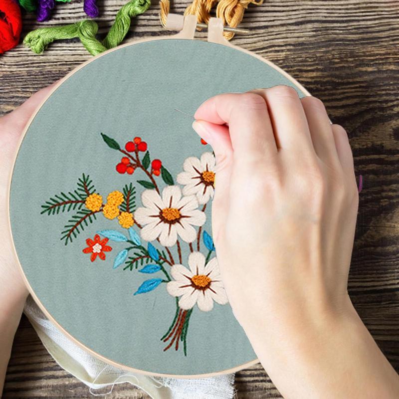 Flower Pattern Hand Embroidery Beginners Kit Embroidery Sewing Needlepoint Set Craft for Embroidery Enthusiasts Lovers