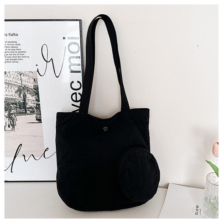 New Puff Large Capacity Nylon Cloth Bag New Stylish Simple Tote Versatile Casual Shoulder Bag