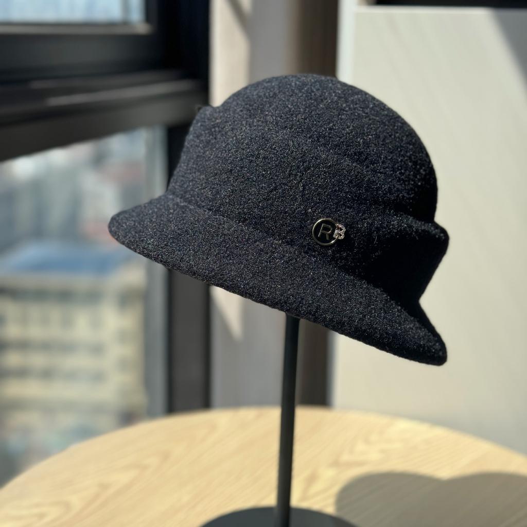 Hepburn Style Woolen Top Hat for Women in Autumn and Winter Elegant and Warm Fisherman Hat High End New Fashion Basin Hat