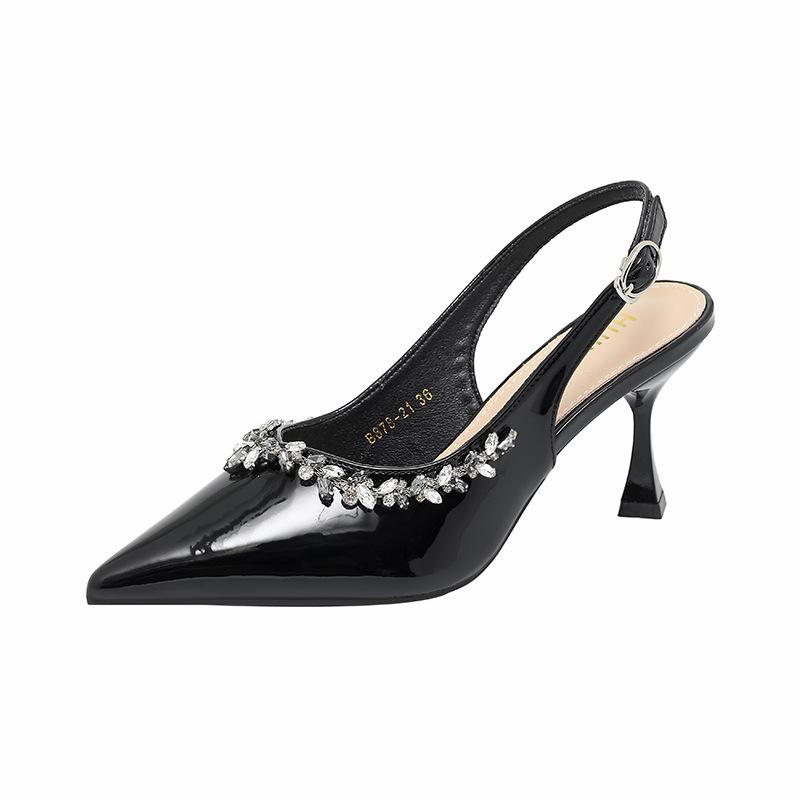 B878-21 Strass spitze Fee Temperament Baotou Sandalen 2025 neu Sommer Französisches Lackleder Stiletto Damenschuhe