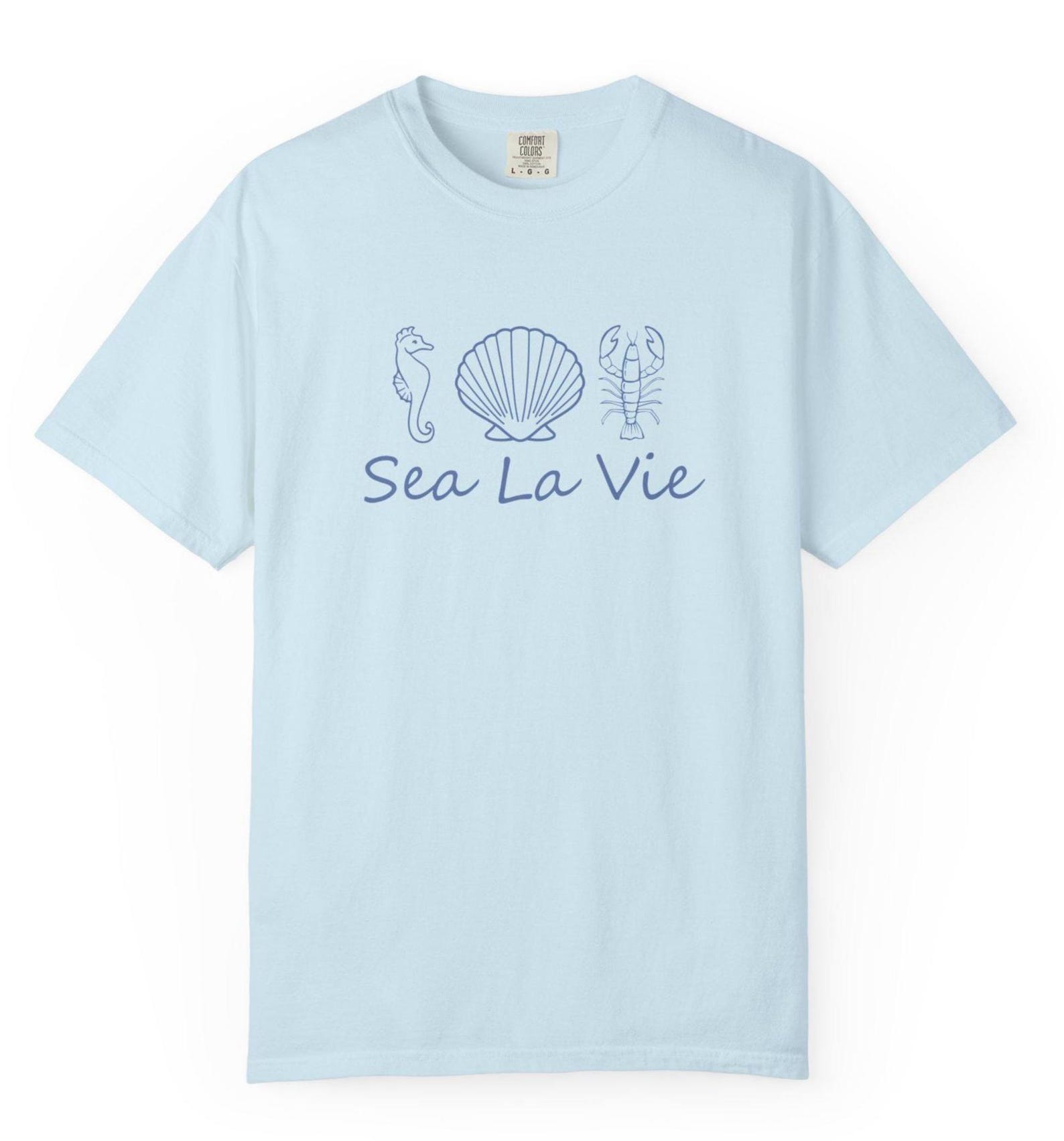 Plus Size Sea La Vie Coastal T-shirt, Coastal Seashell Beach Shirt for Plus Size Women, Comfort Colors Shirt, Ocean Lover Tee Gift For Her L