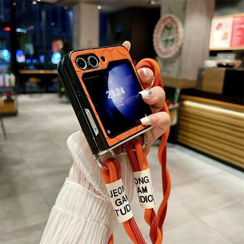 Crossbody Leather Flower Phone Case for Samsung Galaxy Z Flip 6 5 4 3 Flip6 Flip5 Flip4 Flip3 5G Hard Shell Shockproof Cover