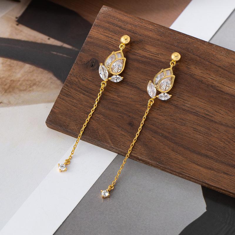 Cold Wind Long Fringed Earrings Women's High-end Niche Design Earrings Tulip Zircon Temperament Versatile Earrings