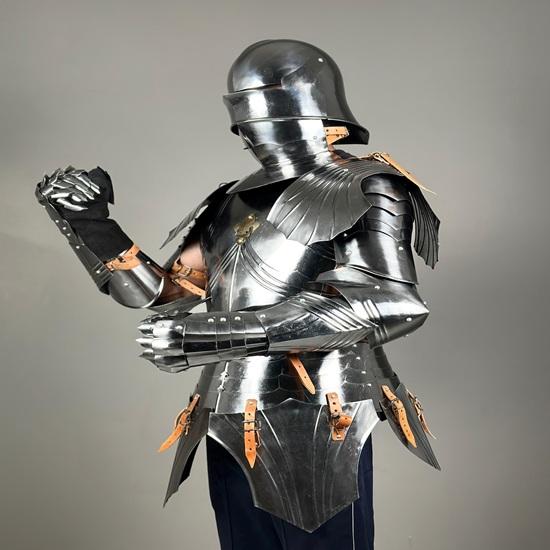 Německá gotická zbroj Středověký rytíř Poloviční zbroj oblek 15. století Larp Cosplay zbroj Nejlepší dárek pro něj