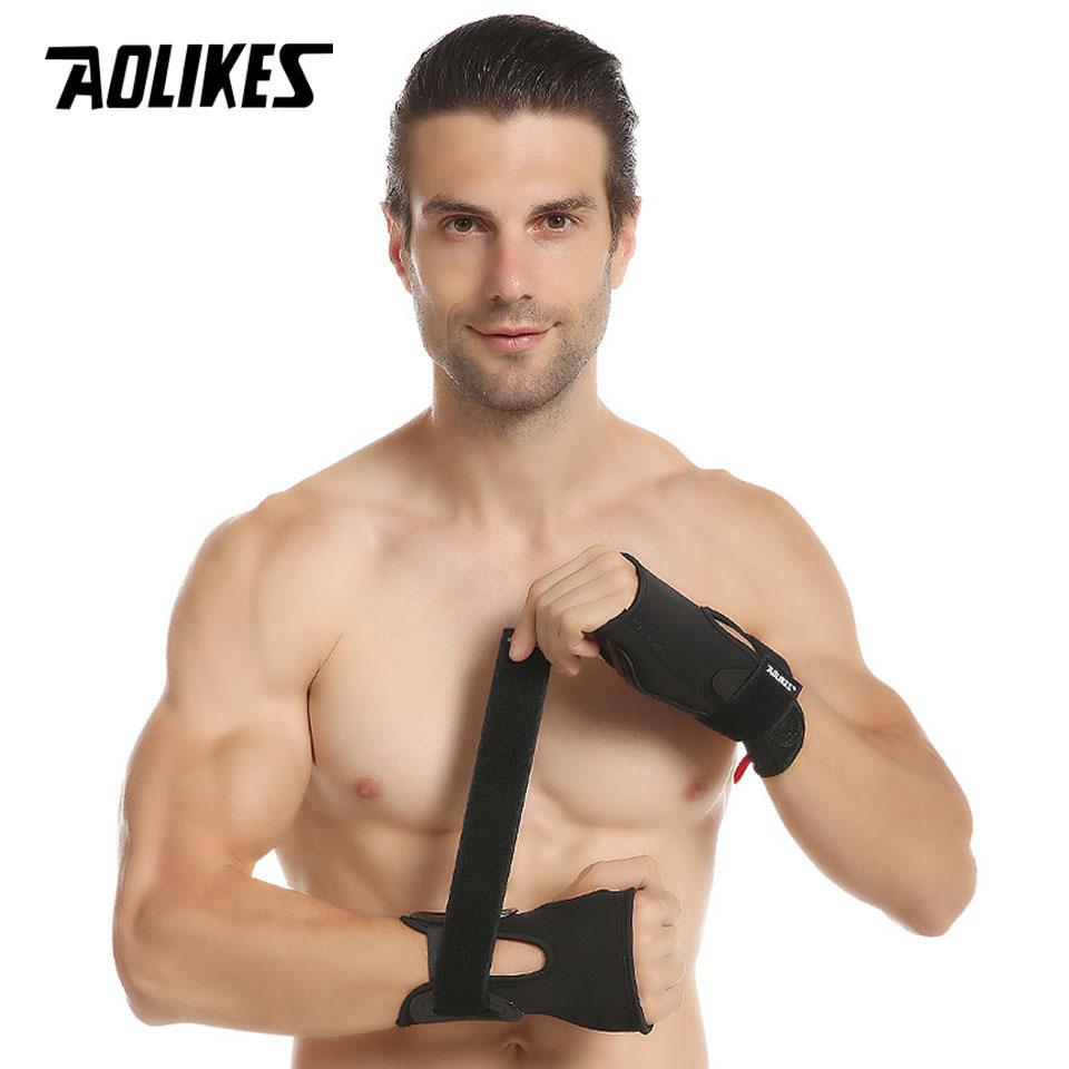 Aolikes 1Pair Ski Wrist Support Gear Hand Protection Roller Palm Pads for Snowboard Skating Guard Men Women