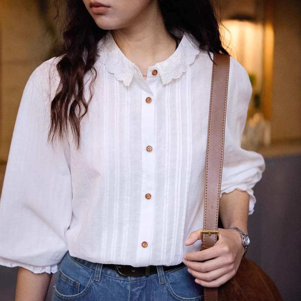 Solighter French retro white lace collar long-sleeved shirt women's spring new slim top