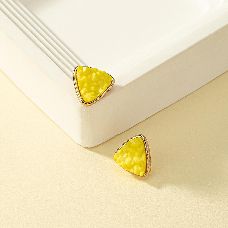 

Корейские ретро геометрические серьги-треугольники: Женские модные шипы в уличном стиле