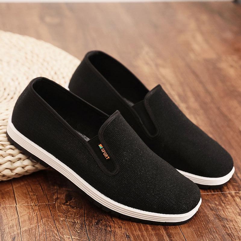 Men's Old Beijing Slip-On Shoes - Breathable, Wormwood Fabric, Non-Slip, Wear-Resistant, Thick-Soled, Black Work Shoes, Large Sizes Available