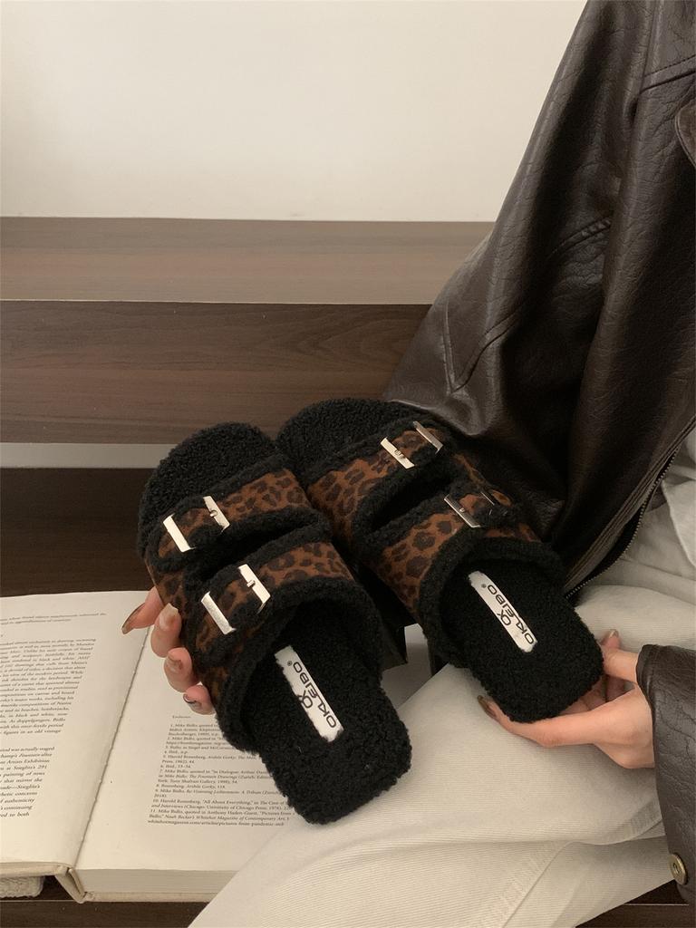 Belt Buckle Retro Birkenstock Fluffy Slippers for Women's Outer Wear 2025 New Autumn and Winter Indoor Flat-bottomed Velvet Cotton Slippers
