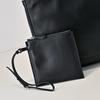 Niche minimalist mail carrier bag, simple envelope bag, sheepskin shoulder bag, all-steel hardware buckle, flip seam, armpit bag.