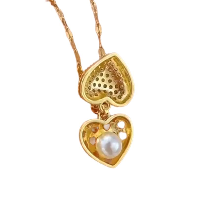 Elegant Pearls and Rhinestones Love Heart Shaped Shells Necklace Pendant with Adjustable Chain for Women Daily Use