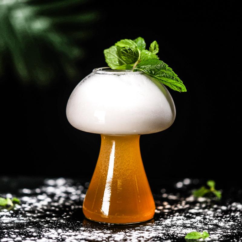 Mushroom Cocktail Glass Cup with Straw For Drinks Beer Creative Clear Wine Glasses Coffee Cups Drinkware Cocktail Tool