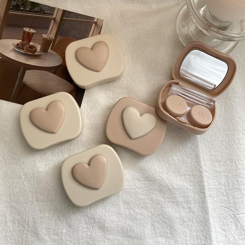 Women's Travel Contact Lens Box Colored Eye Contacts Lenses Box Portable Contact Lens Case Heart-shaped Contact Lenses Case