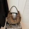Womens Faux Suede Shoulder Bag Winter Retro Hobo Bag Luxury Designer Tassel New Trend Handbags Dumpling Bag Outdoor Work Handbag