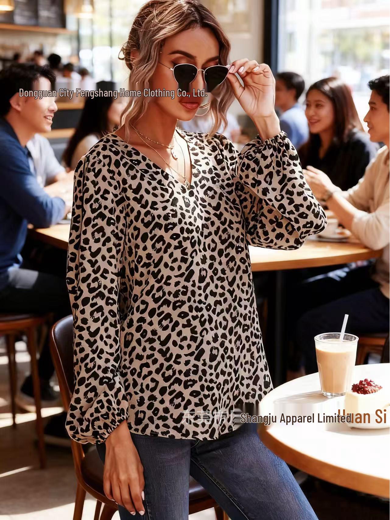 

2025 Autumn European & American Retro Leopard V-Neck Puff Sleeve Slimming Top S чорний