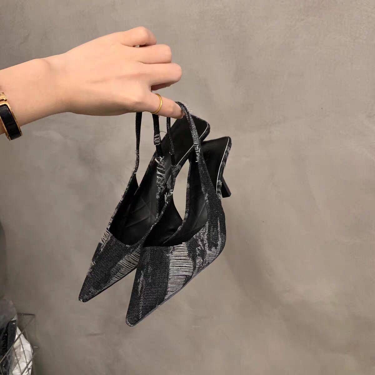 

мода Новые женские босоножки на высоком каблуке Черные остроконечные туфли на тонком каблуке Baotou Banquet Туфли на высоком каблуке Женские джинсовые туфли на каблуках Tacones Mujer 42 чёрный