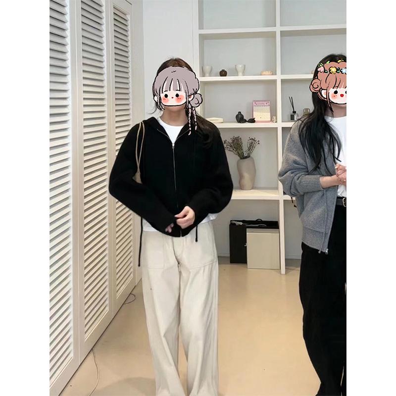 

Женский повседневный свободный вязаный кардиган с капюшоном на молнии - корейский стиль 2024 One Size чёрный