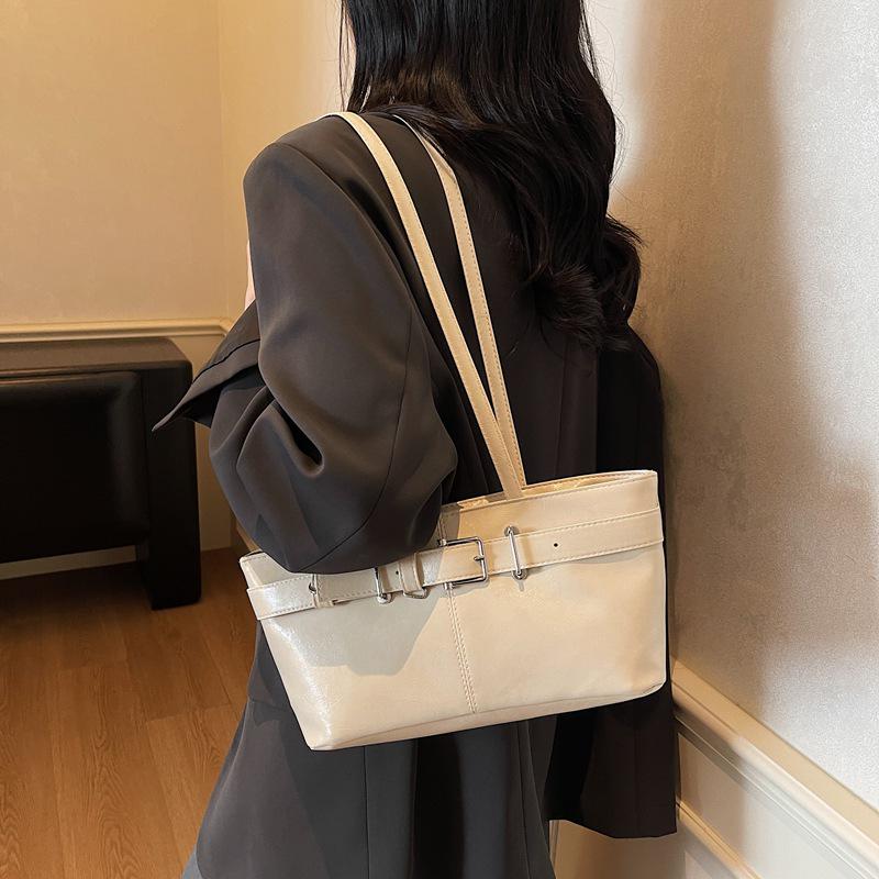 Women's Retro Large Capacity Tote - Autumn/Winter 2025 Versatile Shoulder & Underarm Bag for Fashion & Commute