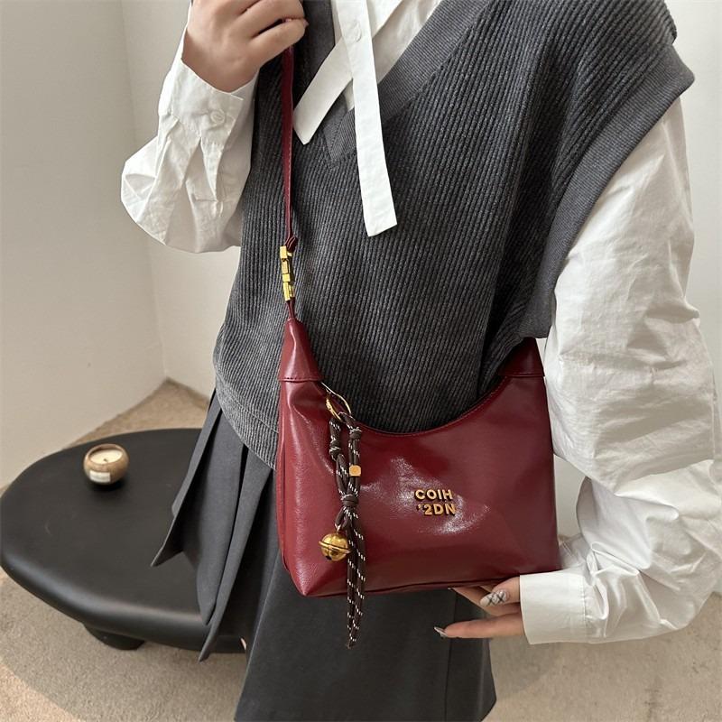 Simple and Fashionable Shoulder Bag Women's Autumn and Winter New Casual Messenger Bag Personalized Handbag