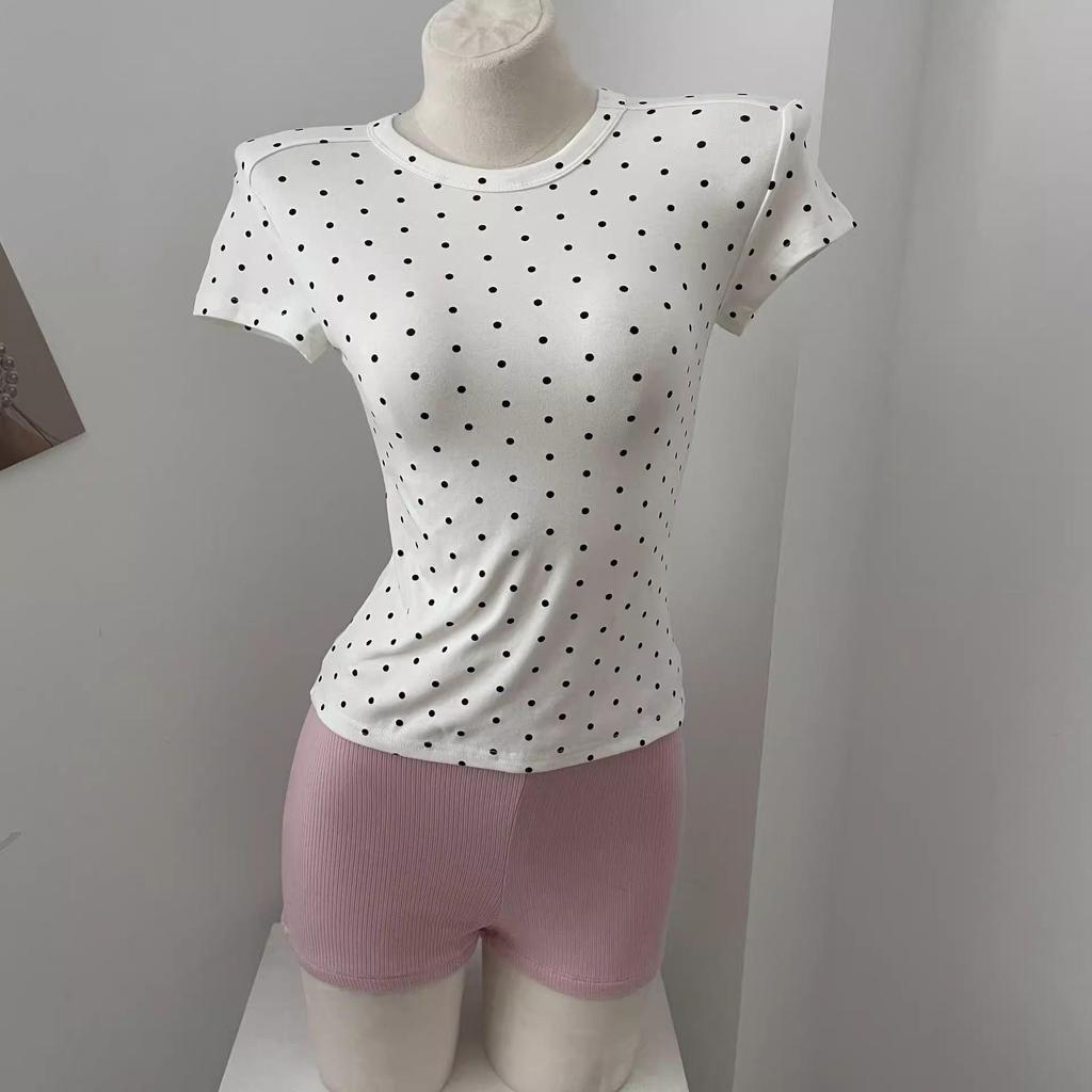 Dámské šedé tričko s krátkým rukávem a puntíky - Nový letní styl 2025
