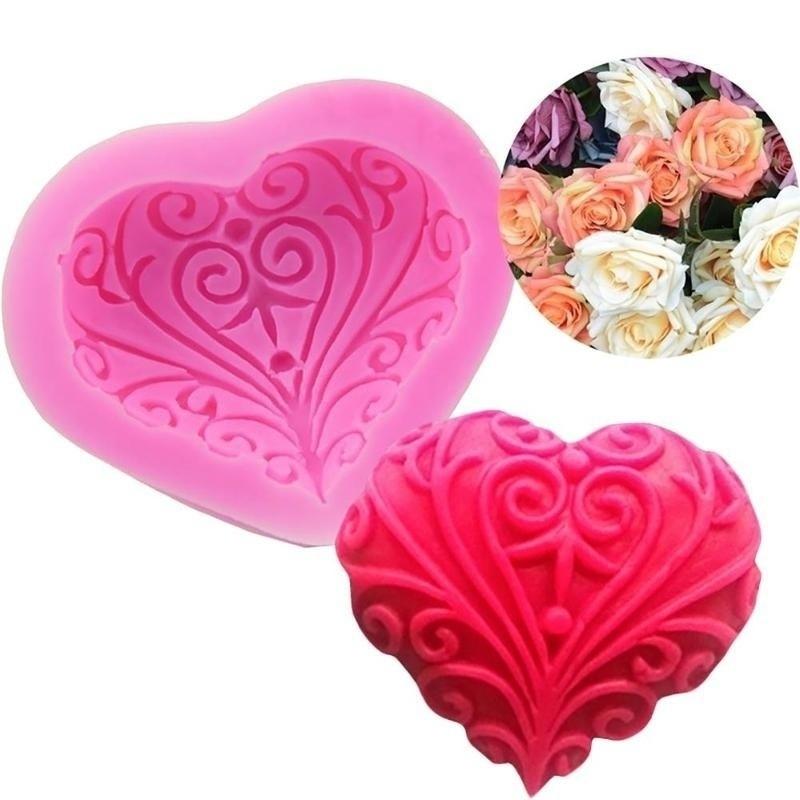 Pink 3D Love Roses Heart-shaped Silicone Mold Fondant Cake Mold Baking Desert Cake Decorating