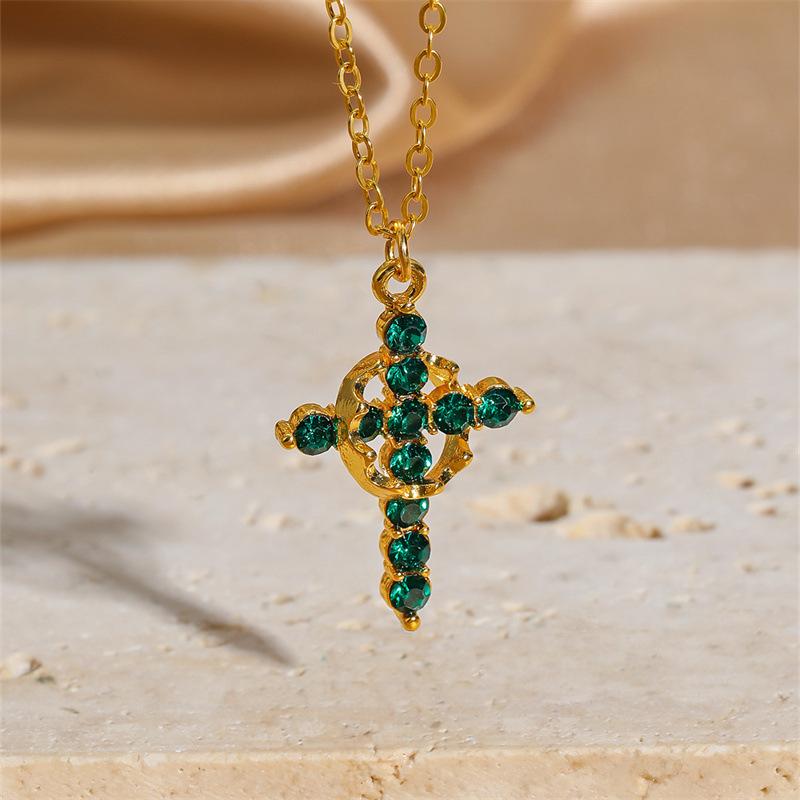 Cross Necklace Women's Crown Necklace Simple Yet Versatile Classic Cross Necklace