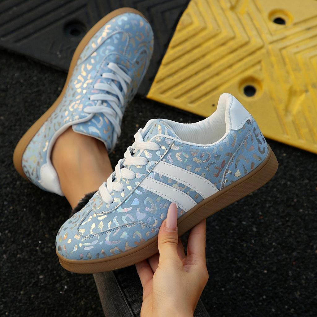 Fashion 2025 NEW Women Sports Shoes Fashion Casual Flat Vulcanize Shoes Ladies Outdoor Walking Sneakers Women Comfortable Classical Shoe