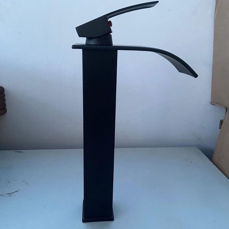 Handun Black Wide-Mouth Waterfall Basin Faucet