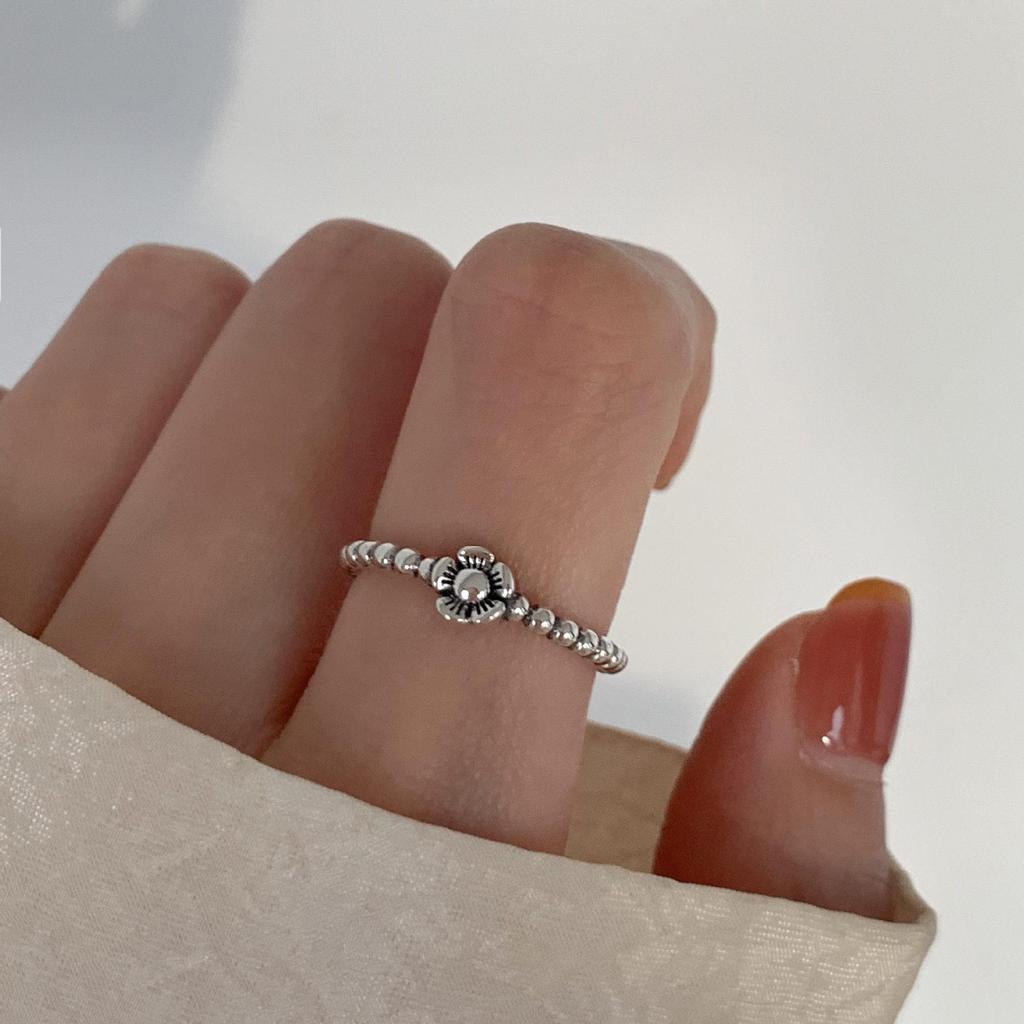 Women's Starfish Open Index Finger Ring: Light Luxury, Non-Fading, Versatile, High-End Summer Style