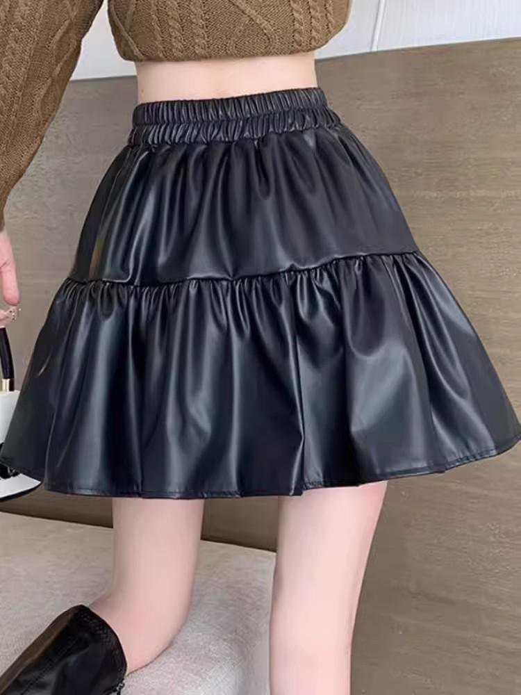 Plus Size Women's Coffee PU Leather Pleated High-Waist A-line Skirt