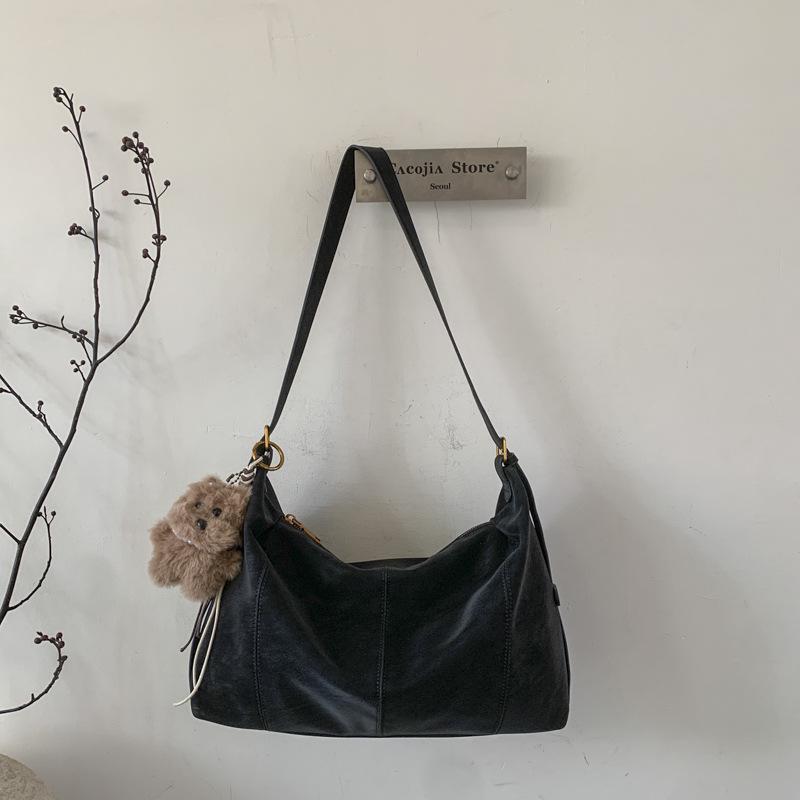 Casual Commuting Tote Bag, Soft Leather, Simple and Niche Single-shoulder Bag