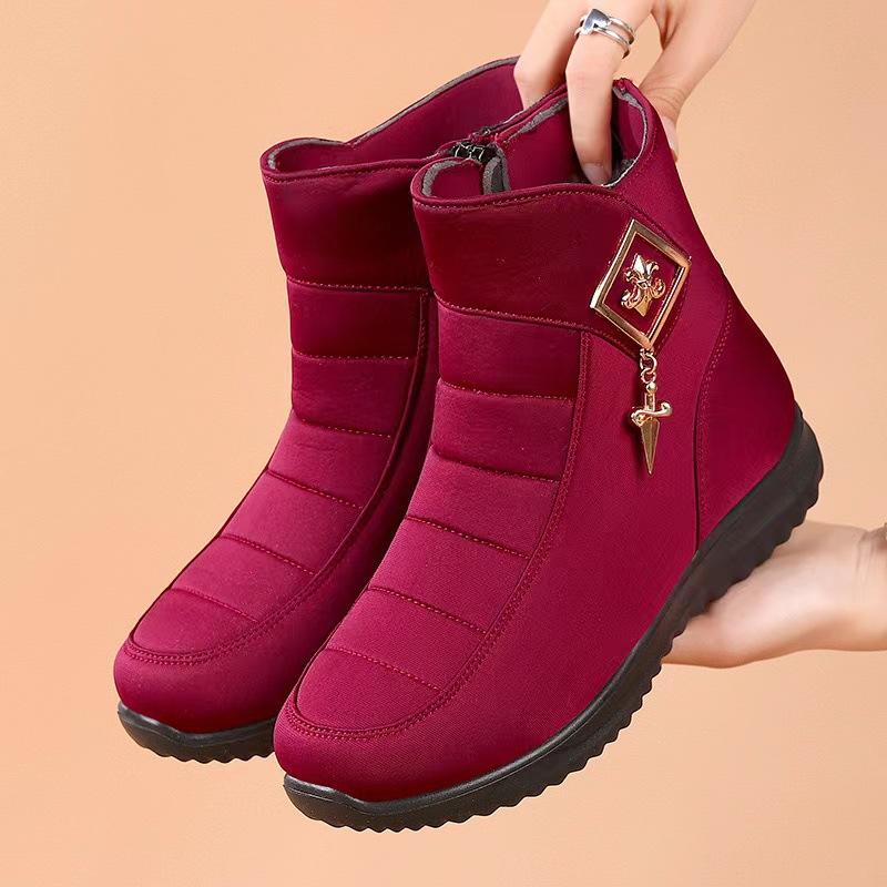 Winter Women's Boots. Non-slip Rubber Sole. Insulation - Faux Fur, Upper Material - Water-repellent Fabric