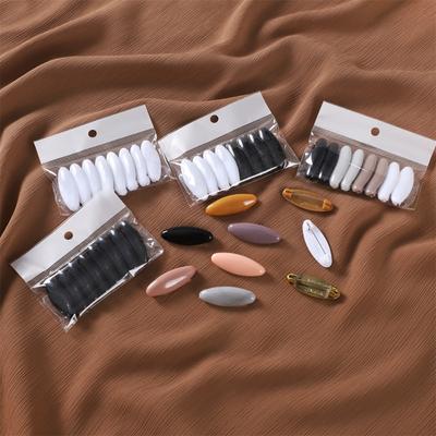 Brože a ozdoby na tělo