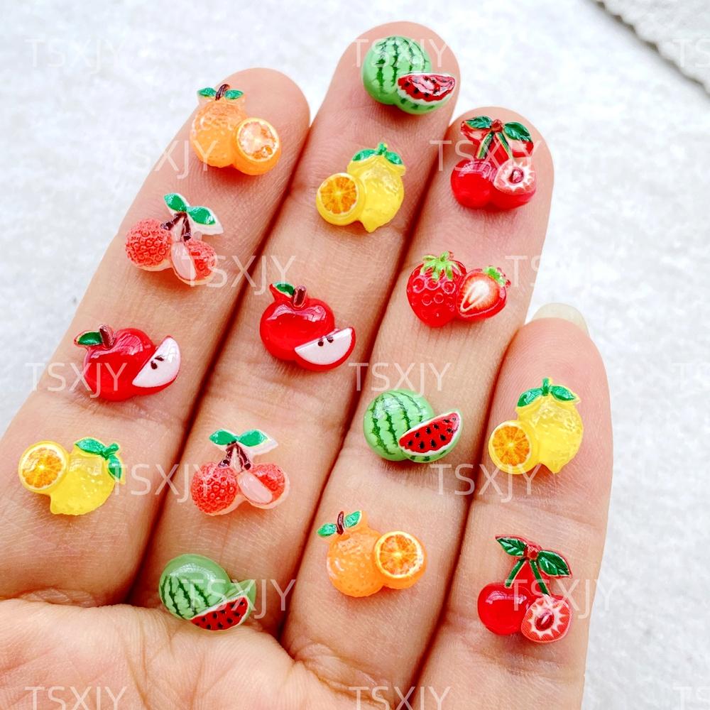50 Stück Neue Nagelkunst Mini Weihnachtsfrüchte wie Kirschen Erdbeeren Charms Strasssteine DIY Bastelartikel für Nägel 3D Dekorationen