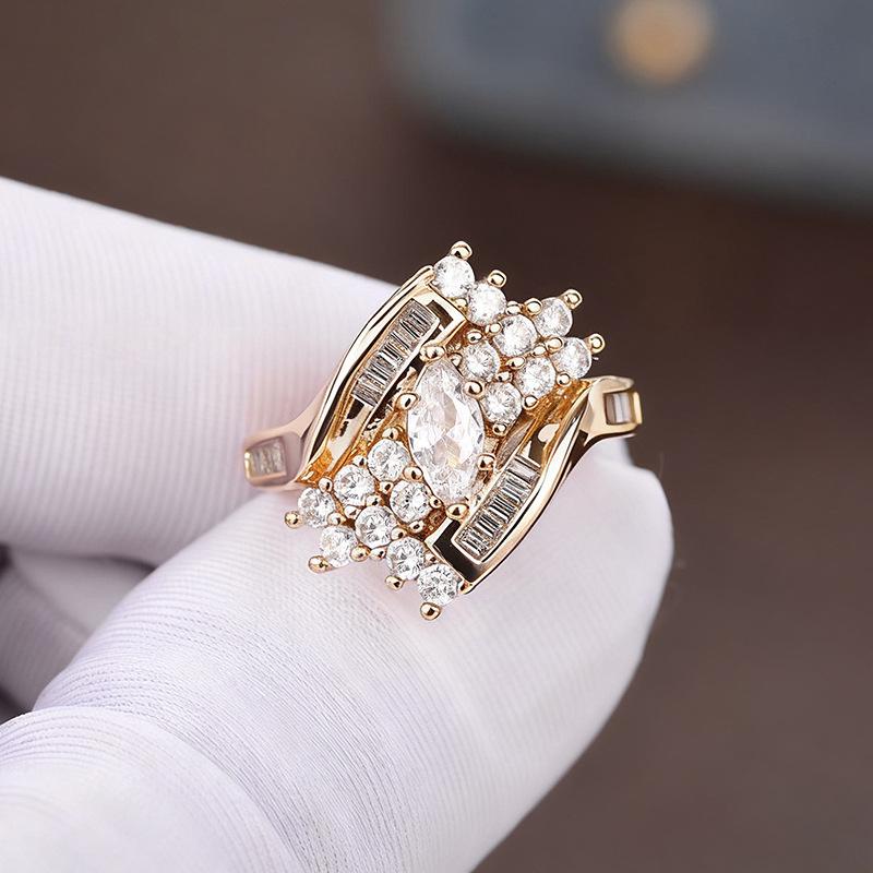 Xiaohongshu Recommends Popular Jewelry, Trendy Niche Group Zircon Ring for Women, Exquisite Horse Eye Ring.