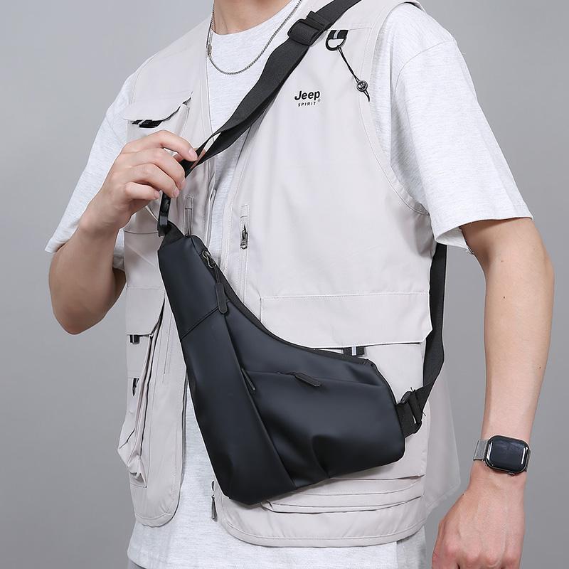 New Men's Chest Bag Guard Against Theft Fashion Sport Crossbody Bag for Commuting Travel Phone Messenger Bags