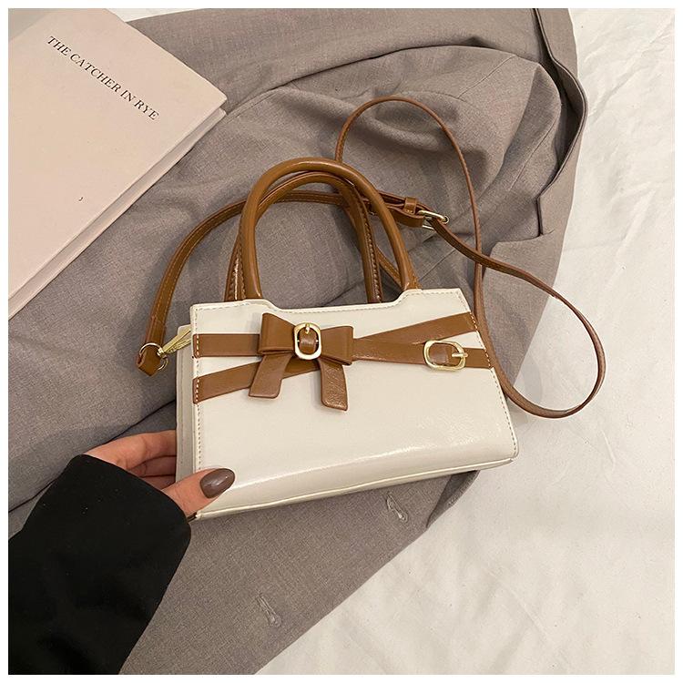 Portable Trend Casual Small Square Bag New Fashion High-end Shoulder Bag Niche Messenger Bag