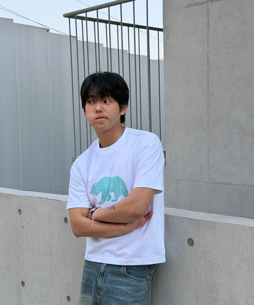 AMOU Cali Bear Half T-Shirts White