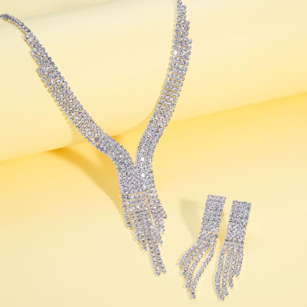 Retro Full Diamond Tassel Clavicle Necklace & Earring Set with Rhinestone Chain - Elegant Evening Accessory for Women