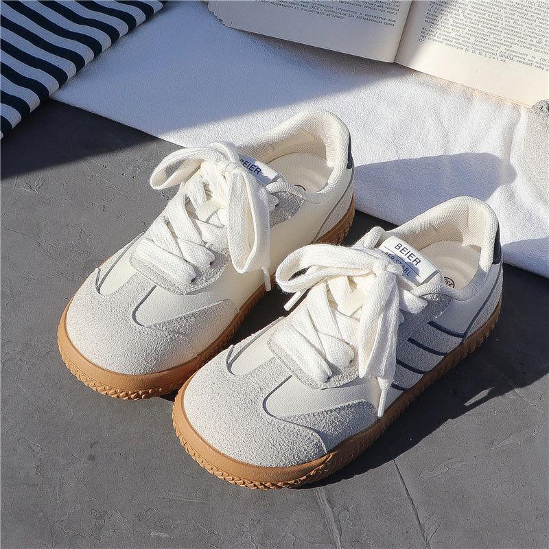 

Little white shoes student casual sports shoes ins tide 2025 new spring versatile retro niche moral training board shoes women 40