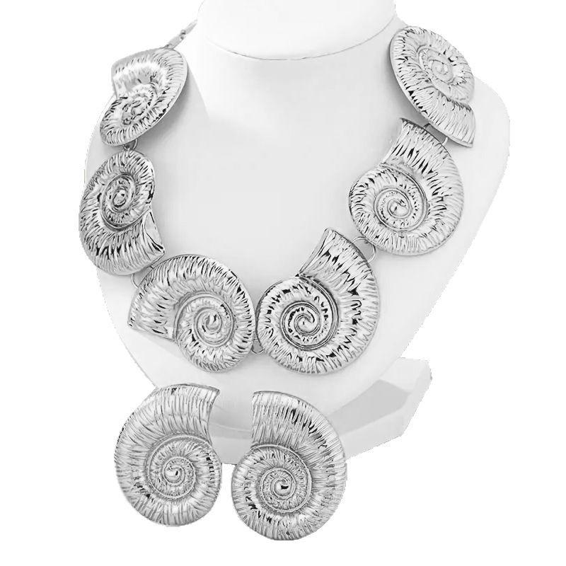 1 Set of Light Luxury Snail Conch Stud Earrings Necklace Set, Vacation Seaside Ocean Retro Personality