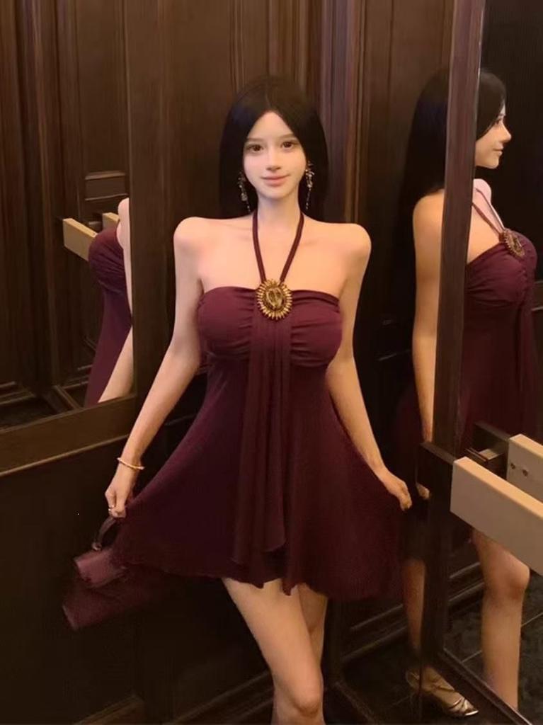 Pure Desire Neck Sling Vest Women's Summer Black Sleeveless Tube Top with Socialite Style Hot Girl Sexy Tights