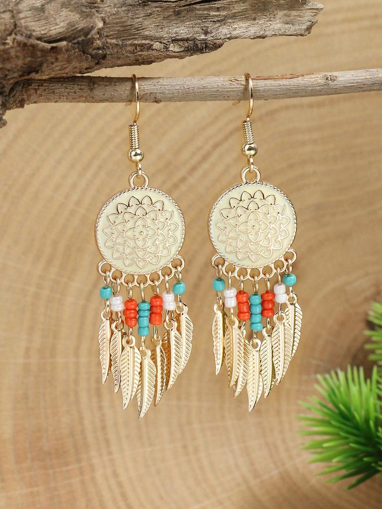 Trendy Minimalist Style Gold Color Scheme Feather Shaped Pendant Earrings Women's Temperament Fashion Gentleness And Versatility
