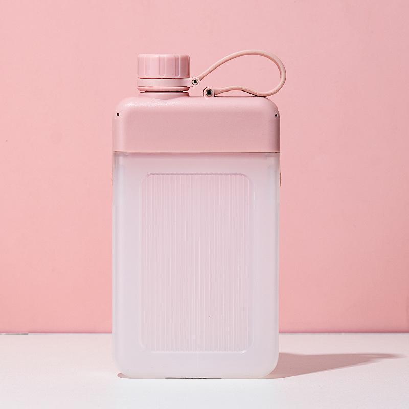 

450 мл короткая спортивная бутылка для воды пластиковая креативная квадратная плоская кружка для воды для спорта на открытом воздухе портативная высокотемпературная ручная кружка 0.45L розовый