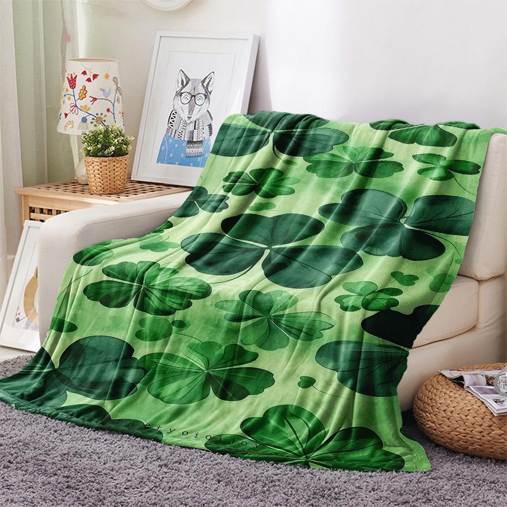 1PC Four-leaf clover Print FlAannel Blanket, High quality Comfortable for All Seasons, Home Decor, Warmth and Comfort