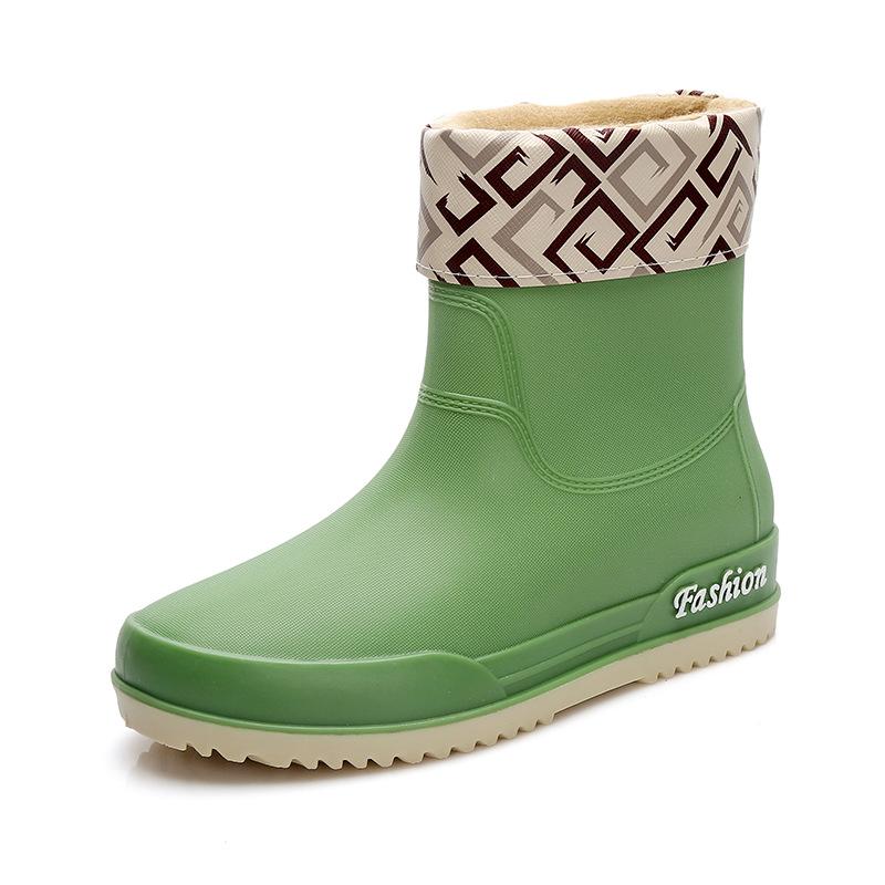 Fashion outer wear water shoes waterproof and non-slip rain shoes women's summer rubber shoes short tube sweet new velvet water boots rain boots