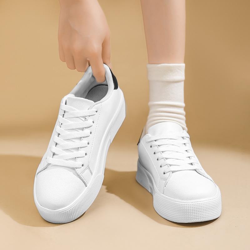Spring And Autumn Large Size Women'S Shoes Color Matching Flat Bottom Lace-Up Board Shoes Women'S Versatile Casual Sports Shoes Low Top White Shoes