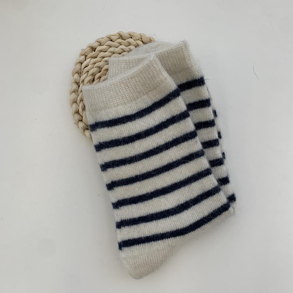 20% Kaninchenhaar Damen Socken Lässig Gestreift Kaschmirwolle Lange Socken Damen Winter Dick Warm Streetwear Thermische Socken Geschenke