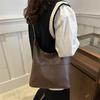 Pu Leather Shoulder Bag For Women With Large Capacity And Zipper Closure For Daily Use