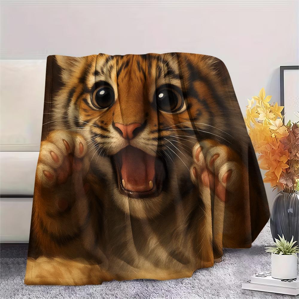 1Pc Cartoon Print Flannel Blanket, High Quality Comfortable for All Seasons, Home Decor, Warmth and Comfort, Perfect for Christmas Birthday Gift